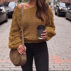 Express Chunky Knit Sweater size XS. NWT